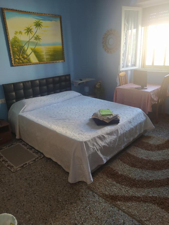 Al Relax Panzió Cagliari Kültér fotó