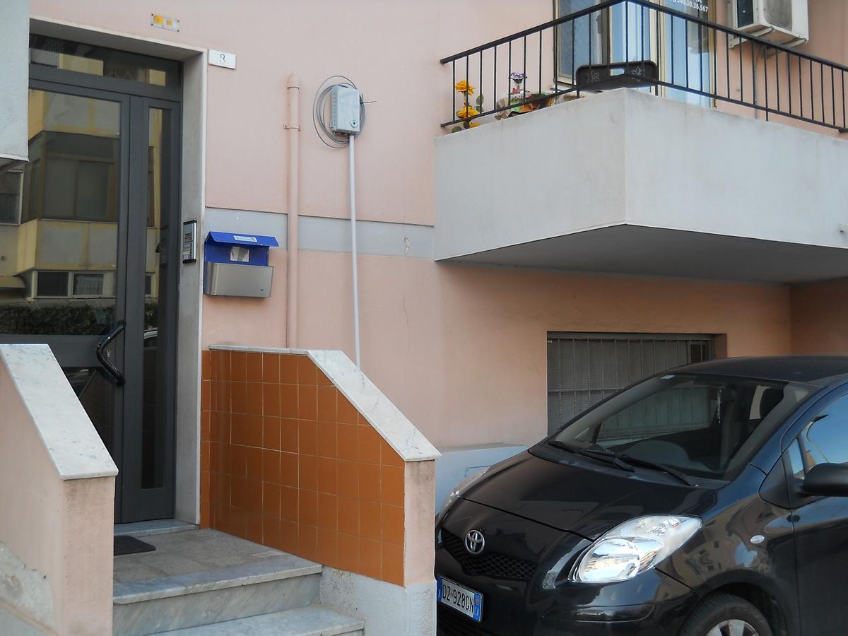 Al Relax Panzió Cagliari Kültér fotó