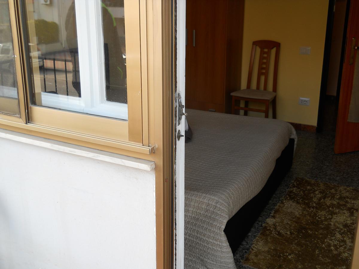 Al Relax Panzió Cagliari Kültér fotó