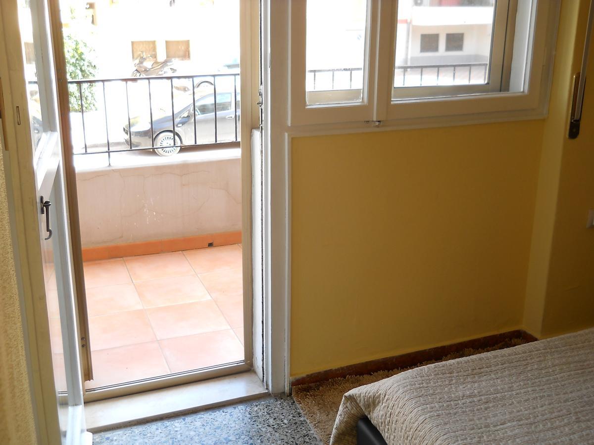 Al Relax Panzió Cagliari Kültér fotó