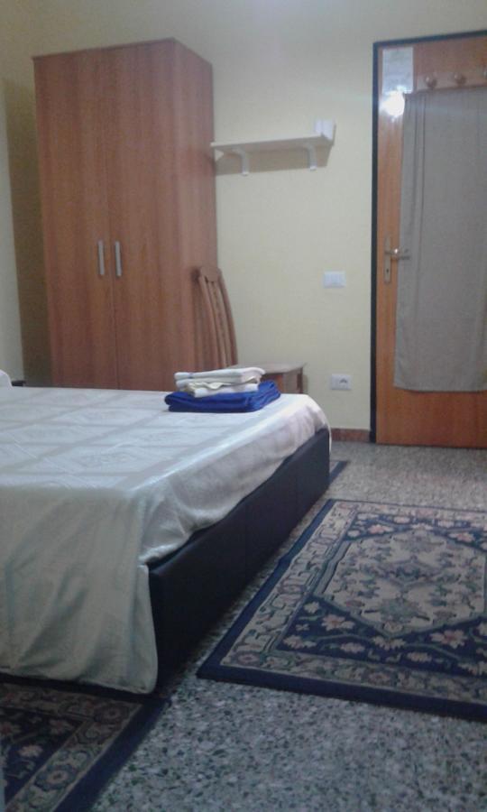 Al Relax Panzió Cagliari Kültér fotó
